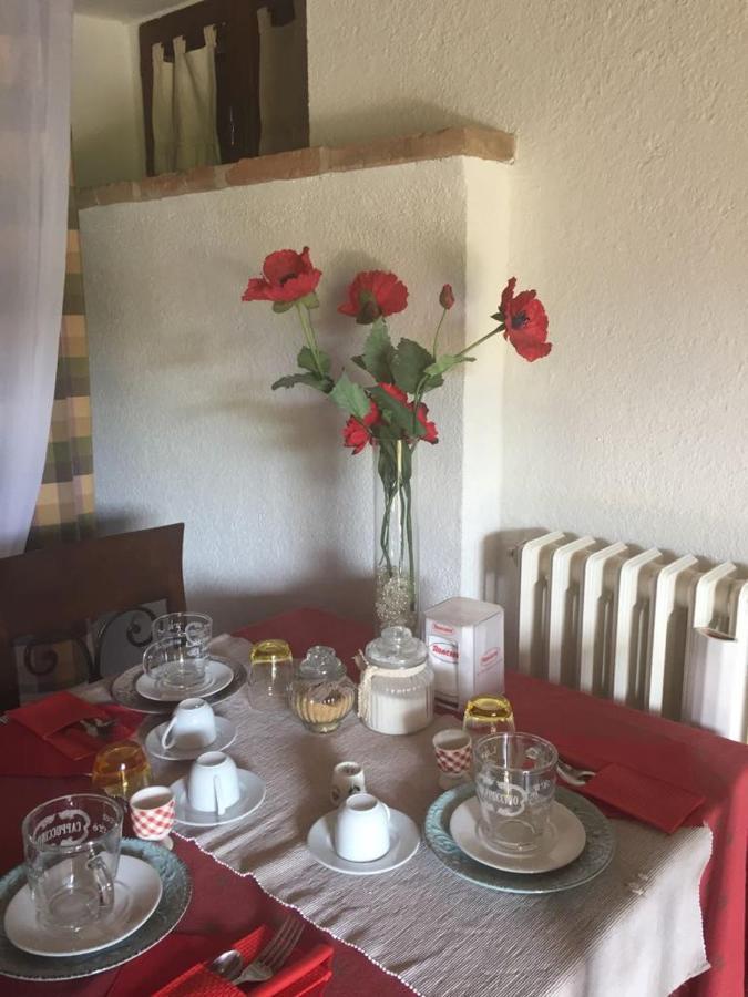 Agriturismo Cailuca Pietralunga  Buitenkant foto