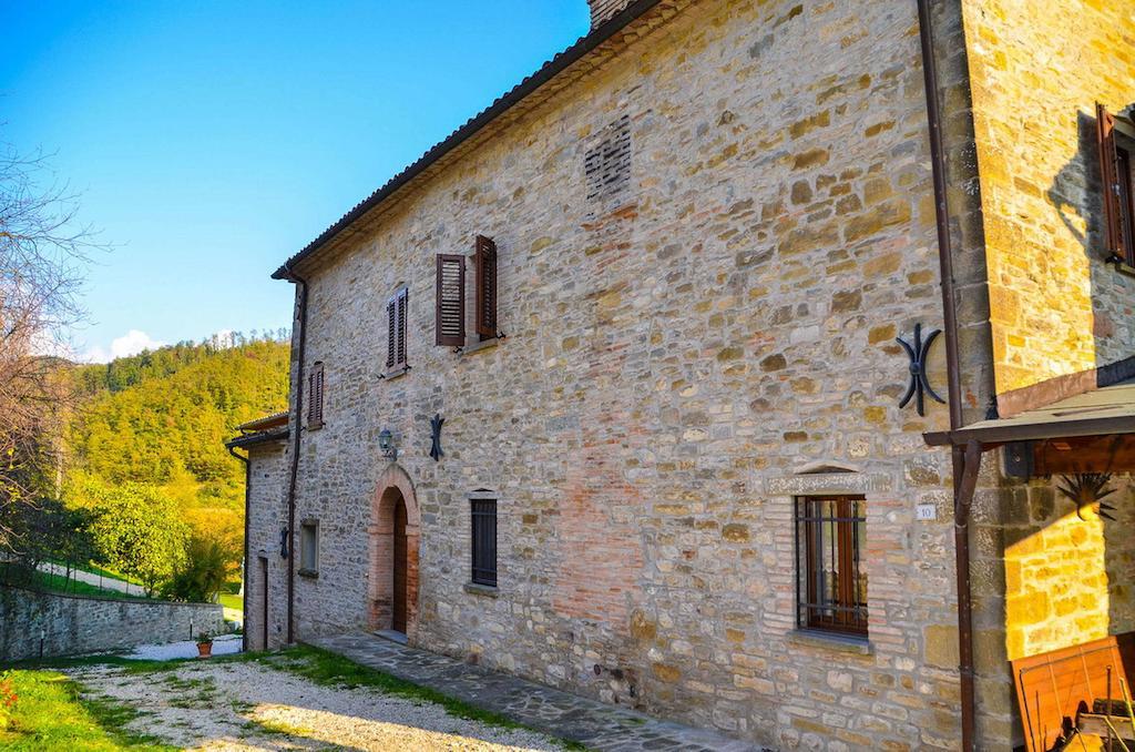 Agriturismo Cailuca Pietralunga  Buitenkant foto