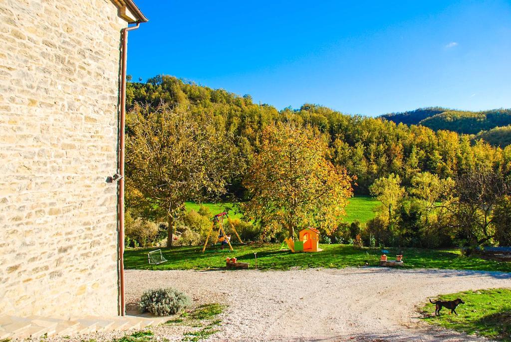 Agriturismo Cailuca Pietralunga  Buitenkant foto