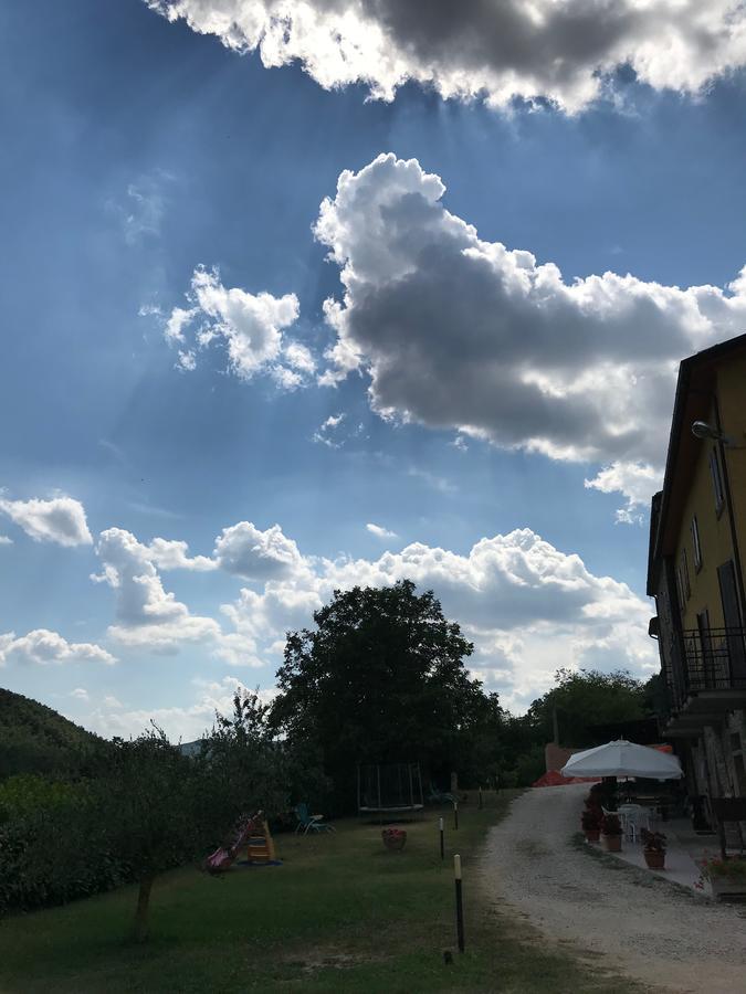 Agriturismo Cailuca Pietralunga  Buitenkant foto