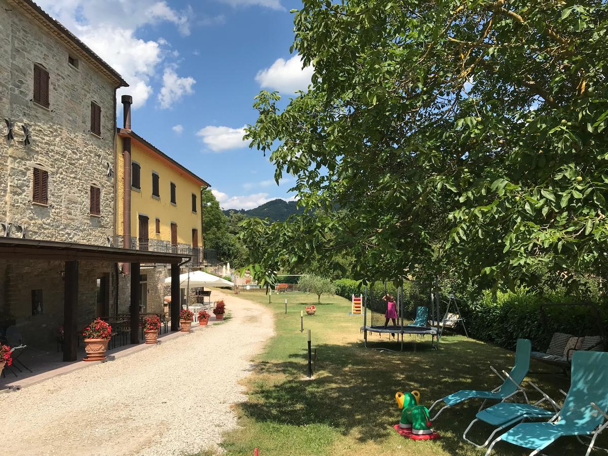 Agriturismo Cailuca Pietralunga  Buitenkant foto